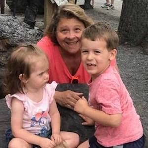 Meet your Posher, Cindy